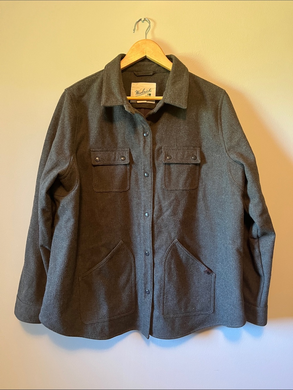 Woolrich Women’s Dark Charcoal Gray Field Jacket